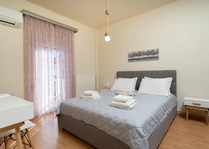 公寓 Poline 奥林匹亚达