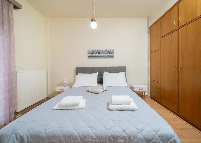 Poline Apartment Olympiada